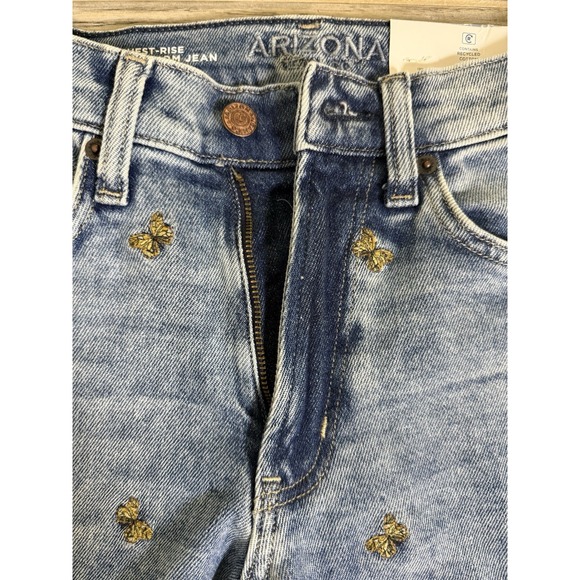 Arizona Jean Company Embroidered Butterfly High Waisted Mom Jeans Size 1 - Picture 3 of 9